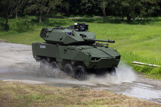 105公厘雲豹戰砲車首次亮相 與M1A2T同具獵殲功能 | 華視新聞