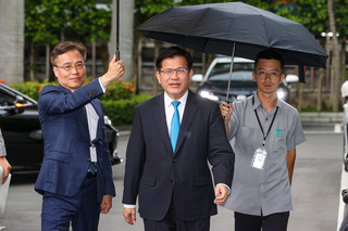 俞大㵢遭爆亂花公帑 林佳龍：釐清狀況檢討採購程序