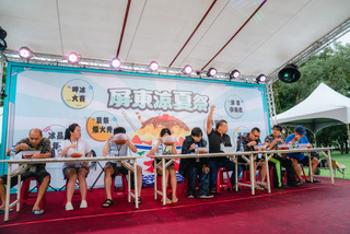 屏東涼夏祭推挑戰1.5公斤綜合冰 最快吃完獎金5千
