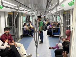 印度捷運博愛座爭議少 情侶親暱互動才是踩紅線