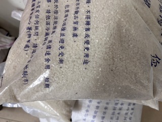 雲林社會救助糧疑因高溫有米蟲 全面接受退換貨