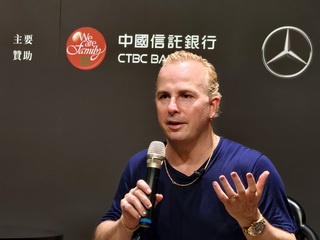 大都會歌劇院首訪台灣  聶澤賽金對樂迷狂比愛心