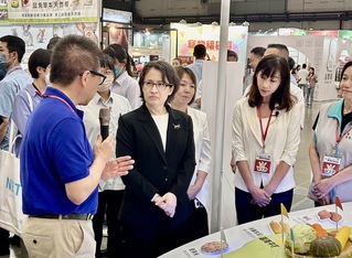 蕭副總統：續推保護毛小孩政策 發展正向寵物經濟