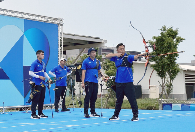 奧運台灣男子射箭隊 3個大男孩打喪屍電玩練膽量 | 華視新聞