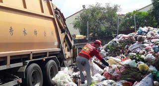 塑膠杯、茶葉渣未回收 彰化秀水全鄉垃圾被退運