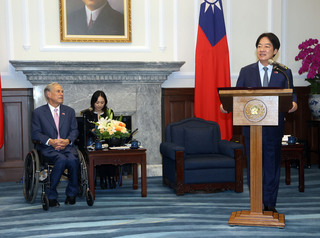 接見德州州長艾波特  賴總統：展現台美共享民主價值