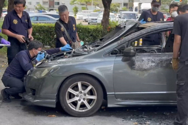 林士傑槍殺案尋獲疑接應槍手車輛遭焚 手槍嚴重毀損 | 華視新聞