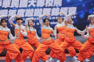 沖繩高校合體世新啦啦隊 總統府音樂會獻動漫曲