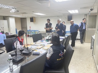 罷免謝國樑連署查對 李進勇：若人力不足隨時支援