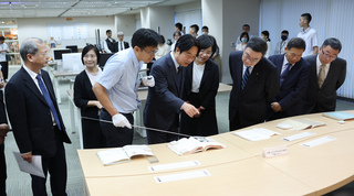 賴總統提政治檔案3方向 要求不可藉故遮蔽重要資訊