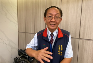 獲選胡志明台灣學校校長 莫恒中：牽起台越交流