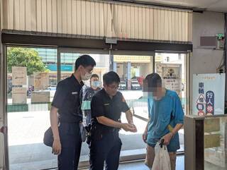 台中8旬男迷途  警透過處方箋確認身分助返家