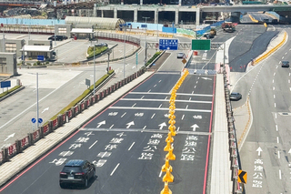 桃機二航廈23日起出境層離場車  可直入航站北路