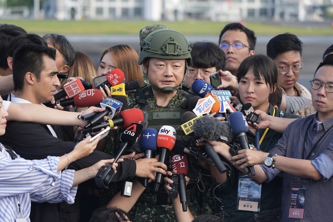 凱米颱風逼近 空軍花蓮基地戰機返場熱加油演練取消 | 華視新聞