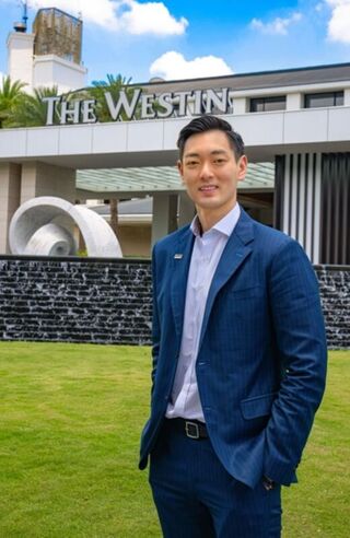 萬豪集團台灣最年輕總經理 王膺傑曾是加國警察