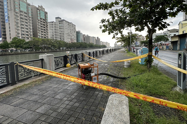 颱風凱米遇大潮 台南預布抽水機組防海水倒灌 | 華視新聞