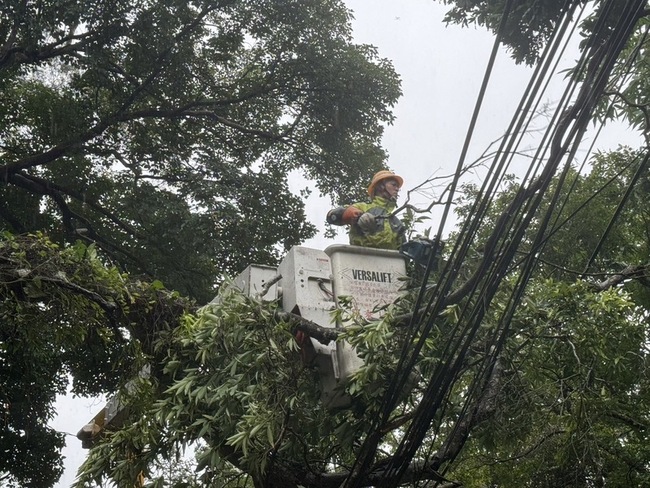 颱風凱米影響  新竹縣4鄉鎮約1700多戶停電搶修中 | 華視新聞