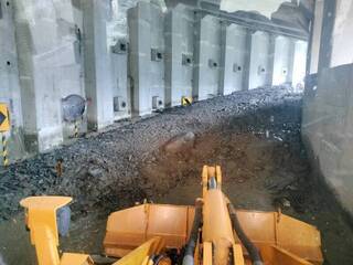 谷關工務段冒雨搶修 台8線96公里明隧道單線搶通