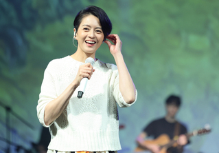 梁詠琪訪台開唱精選遺珠歌  自製陶藝品送幸運歌迷