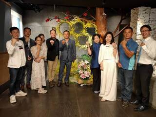 國產百合遇上花藝美學  辦展走進台中社區