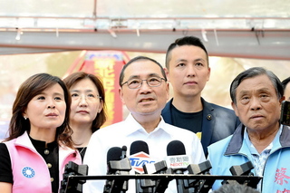 新北藍綠議員力挺林郁婷  侯友宜為羅嘉翎加油