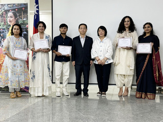 印度學生獲台灣獎學金 駐印代表：盼成重要橋梁