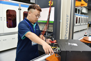 科大生參加勞動部青年預聘計畫 畢業即就業還領獎金