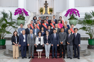 蕭副總統：全世界股市動盪 台灣表現相對穩定