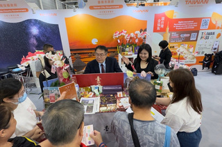 台南組團參加新加坡秋季旅展  黃偉哲賣力推廣