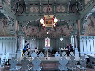 捷克國家古蹟大火後華麗轉身 水藍色空間驚豔亮相