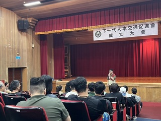 高雄2高中畢業生成立交通促進會 盼2040年零死亡