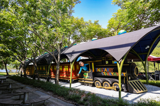 幾米星光號火車1.0版 宜蘭頭城外澳重新迎賓