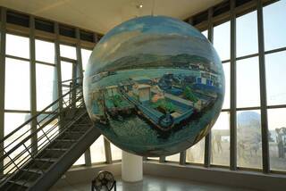 日本藝術家鮫島大輔球型3D藝術 看海美術館展出