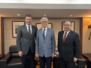 夏立言會見北約前助理秘書長  交流兩岸及國際情勢