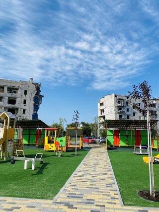 台灣立陶宛合作重建烏克蘭幼兒園  烏方頒發感謝狀