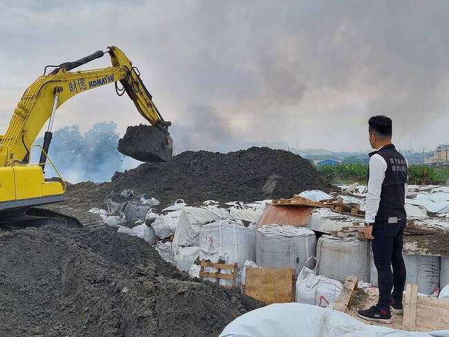 屏東農地不當出租 地主花千萬清除費才解除列管 | 華視新聞