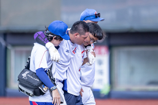 張趙紘練習賽遭觸身球擊中肋骨傷退 目前無大礙