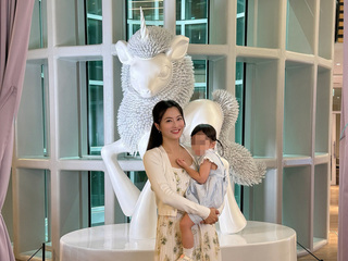 趙小僑策展「不孕症女性」藝術品 女兒開展萌翻眾人