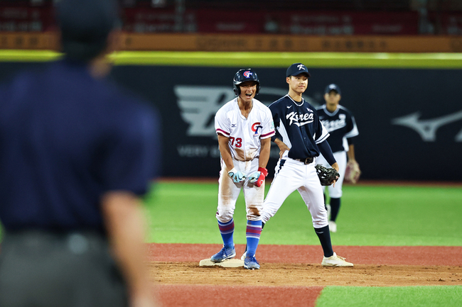 亞青平鎮雙槍覺醒 捕手江庭毅攻守俱佳助台灣搶勝 | 華視新聞