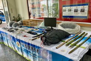 台南破擄鴿勒贖集團 逮15人送辦