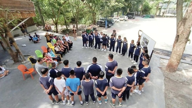 風災校園重建 高雄桃源國中開學唱布農族自創感謝曲 | 華視新聞