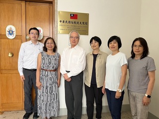 藝術學者拜會駐教廷使館 擬出書宣揚羅馬教堂之美