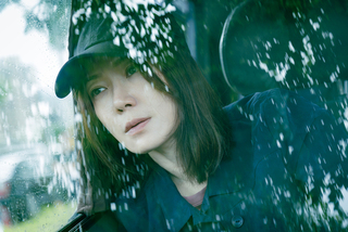 尹馨「孔雀魚」成命案現場清理工 盼撕傳統標籤