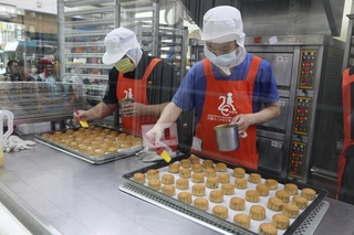 景氣、通膨影響 伊甸基金會中秋禮盒買氣掉15%