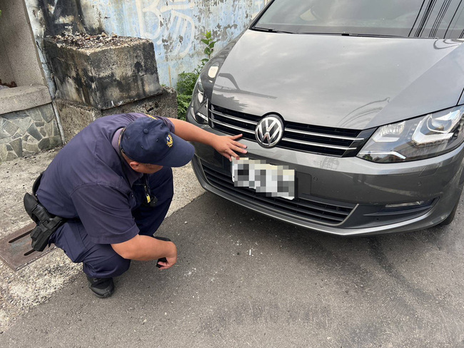 中市淨牌專案取締違規車牌逾千件 其中70件涉偽牌 | 華視新聞