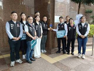 綠議員控文宣涉誹謗  謝國樑：鼓吹罷免是事實