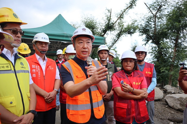 花蓮北向鐵公路因蘇花坍中斷 交長允串連建告警系統 | 華視新聞