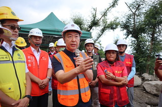 花蓮北向鐵公路因蘇花坍中斷 交長允串連建告警系統