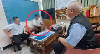 男寄月餅給線上遊戲成員遭誤會 高雄警扮柯南解謎團