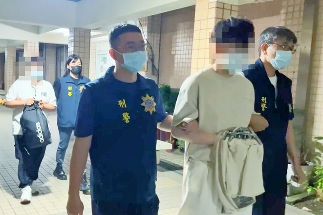 航警與海關逮泰女與港男轉機行李藏大麻  毒品罪起訴 | 華視新聞